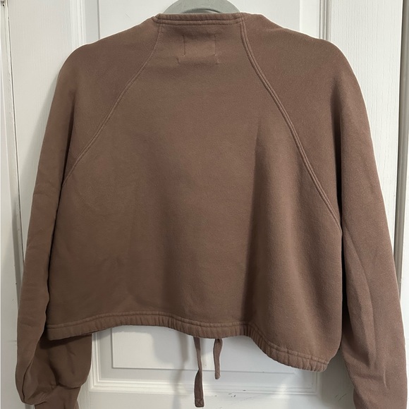 Urban Outfitters Noah Half-Zip Sweatshirt - Picture 13 of 13
